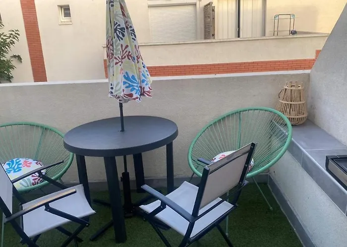 Residence Tahiti Beach Appart Bord De Mer, Piscine A Frontignan Plage